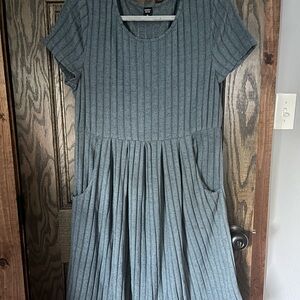 Gray Ribbed Short Sleeve Dress